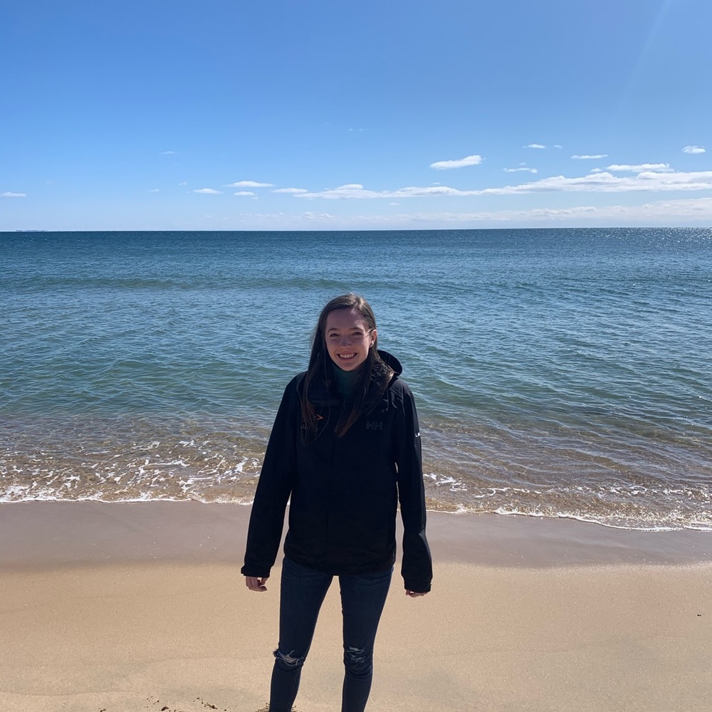 Meet your Posher, Lauren